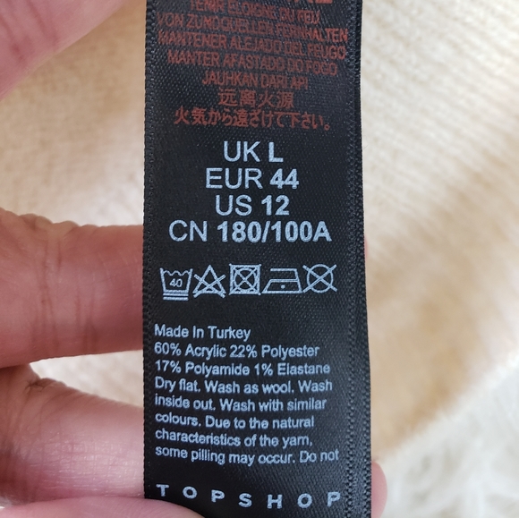 NEW Topshop V-Neck Fuzzy Oatmeal Sweater - Picture 10 of 10